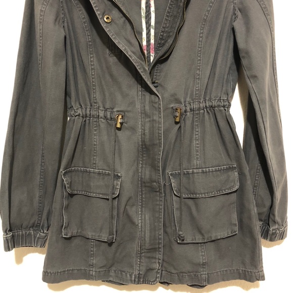 *SOLD* Cotton On - Hooded utility jacket - Picture 4 of 8